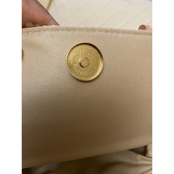 Nicole Miller Gold Sequin Shoulder Bag Size Small Appx. 9"x6"x1.5" RETAIL $60.00 - Picture 11 of 13